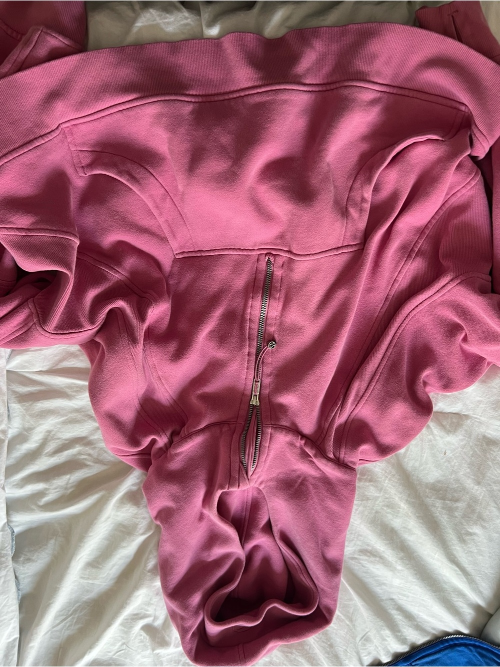 Lululemon hot pink crop scuba